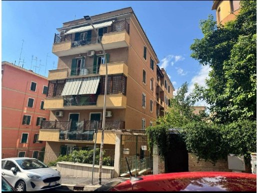 appartamento in vendita a Roma in zona Gianicolense