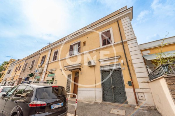 appartamento in vendita a Roma in zona Prenestino-Centocelle