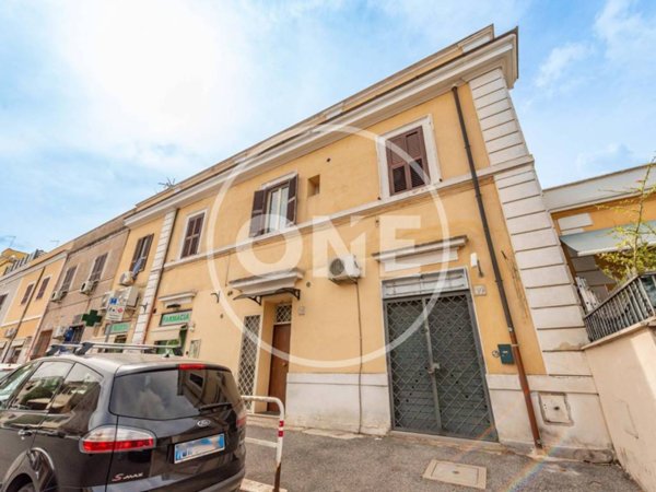 appartamento in vendita a Roma in zona Prenestino-Centocelle