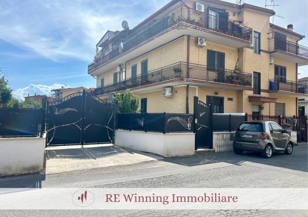 appartamento in vendita a Roma in zona Castro Pretorio