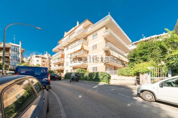 appartamento in vendita a Roma