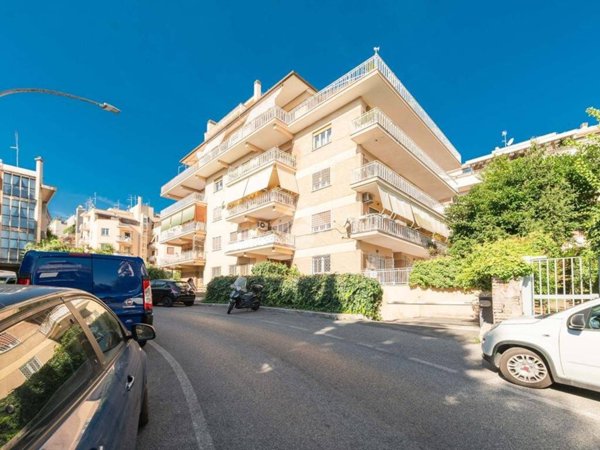 appartamento in vendita a Roma