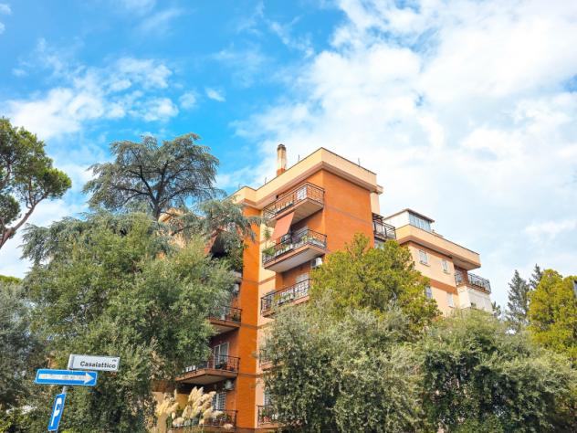 appartamento in vendita a Roma in zona Grottarossa