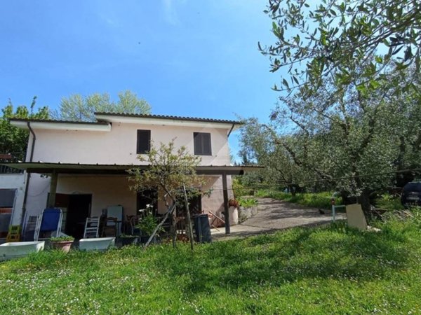 casa indipendente in vendita a Roma in zona Olgiata