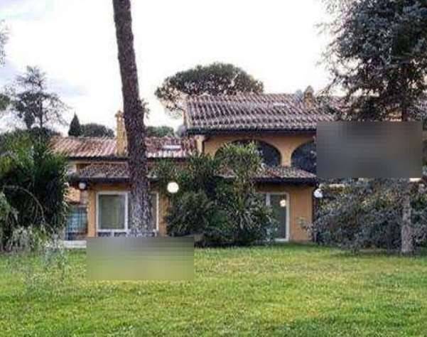 casa indipendente in vendita a Roma