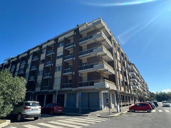 appartamento in vendita a Roma in zona Ostia