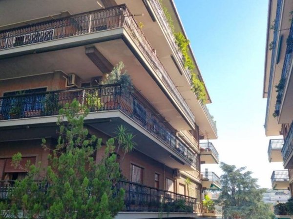 appartamento in vendita a Roma in zona Gianicolense