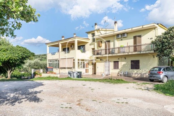 appartamento in vendita a Roma in zona Finocchio