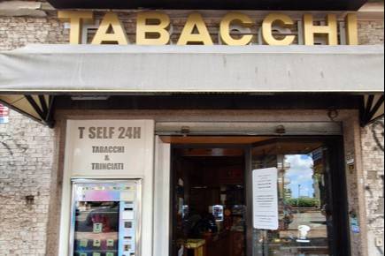 negozio in vendita a Roma