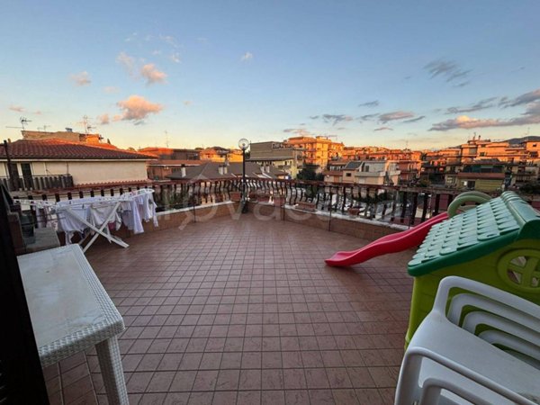 appartamento in vendita a Roma in zona Tor Bella Monaca