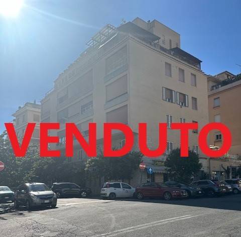 appartamento in vendita a Roma in zona Nomentano