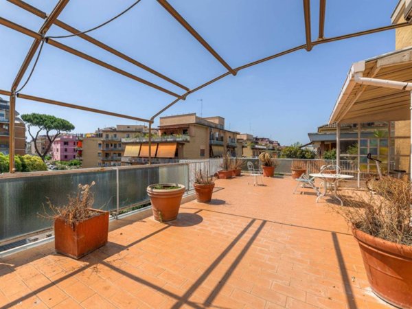 appartamento in vendita a Roma in zona Aurelio