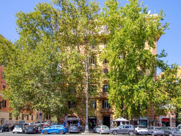 appartamento in vendita a Roma in zona Gianicolense