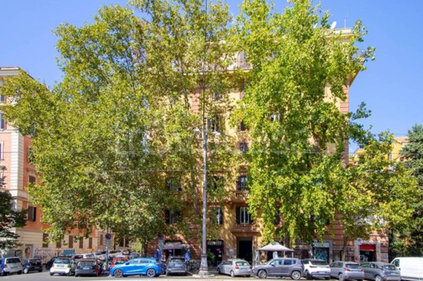 appartamento in vendita a Roma in zona Gianicolense