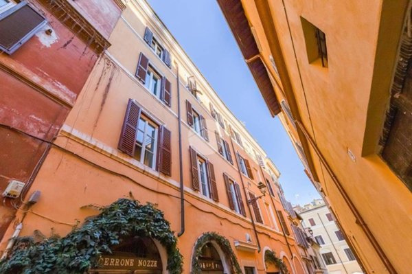 appartamento in vendita a Roma in zona Trastevere