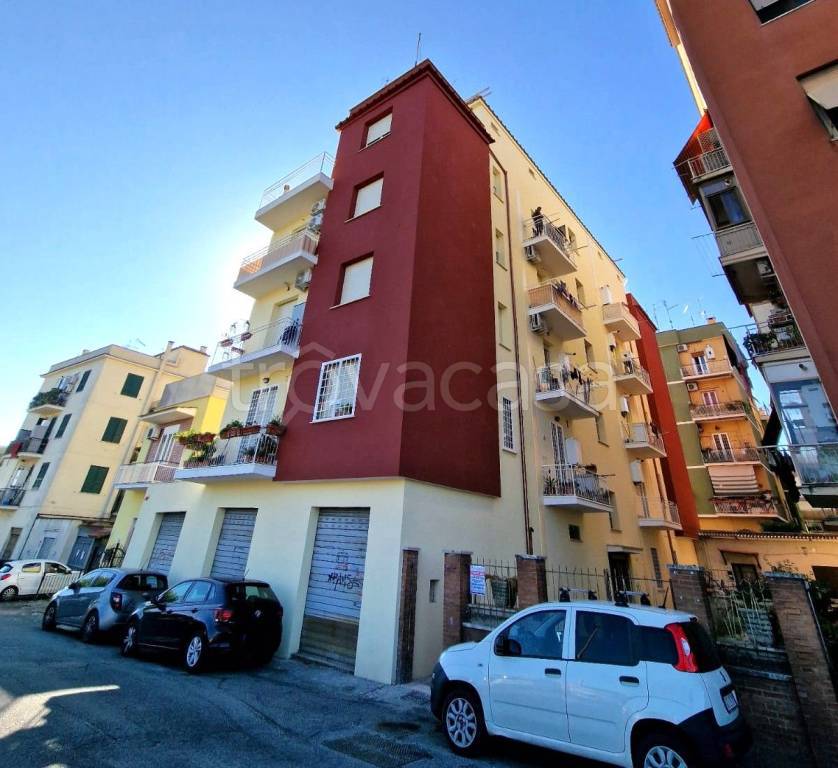 appartamento in vendita a Roma in zona Alessandrino