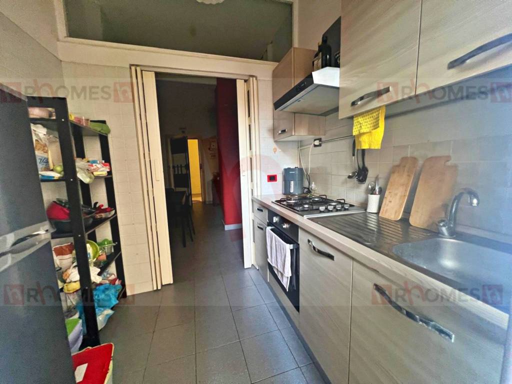 appartamento in vendita a Roma in zona Appio Claudio