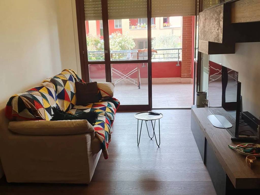 appartamento in vendita a Roma in zona Torre Angela