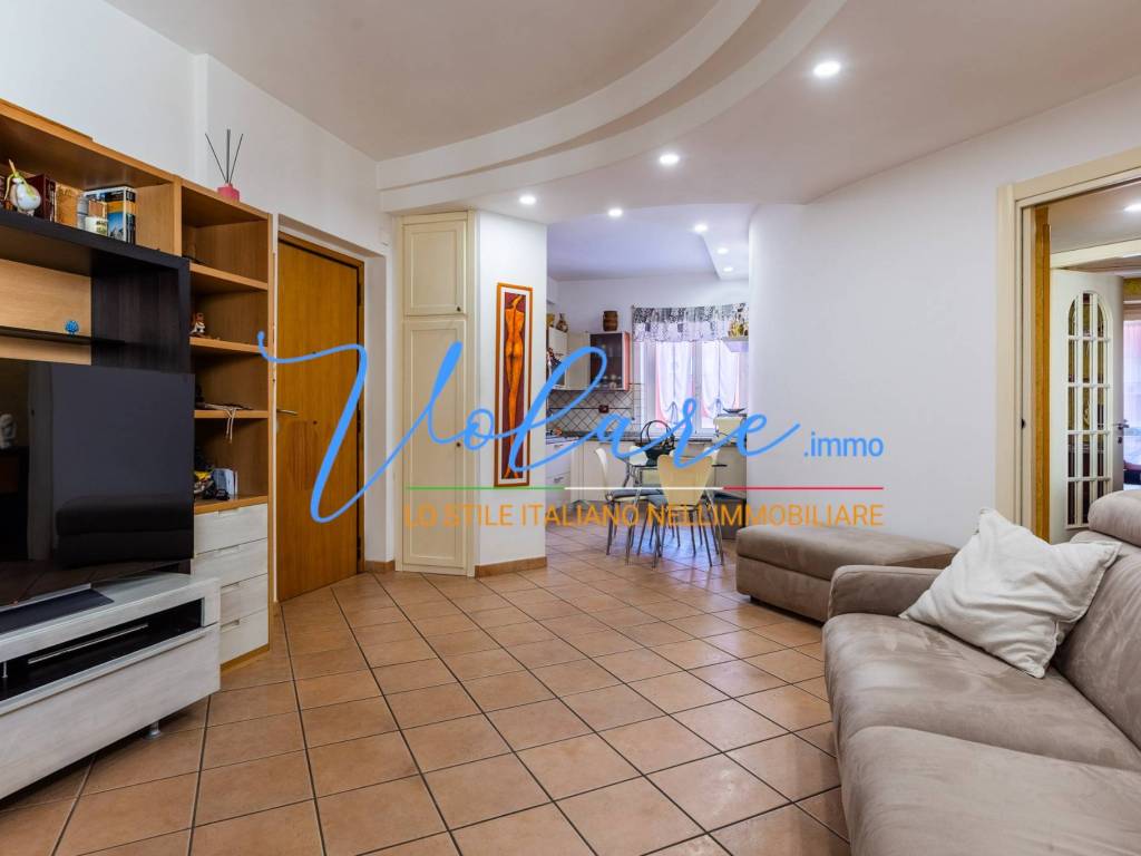 appartamento in vendita a Roma in zona Don Bosco