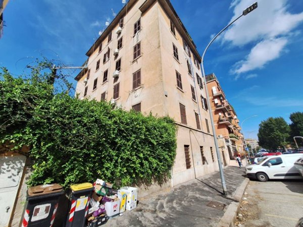 appartamento in vendita a Roma in zona Prenestino-Centocelle
