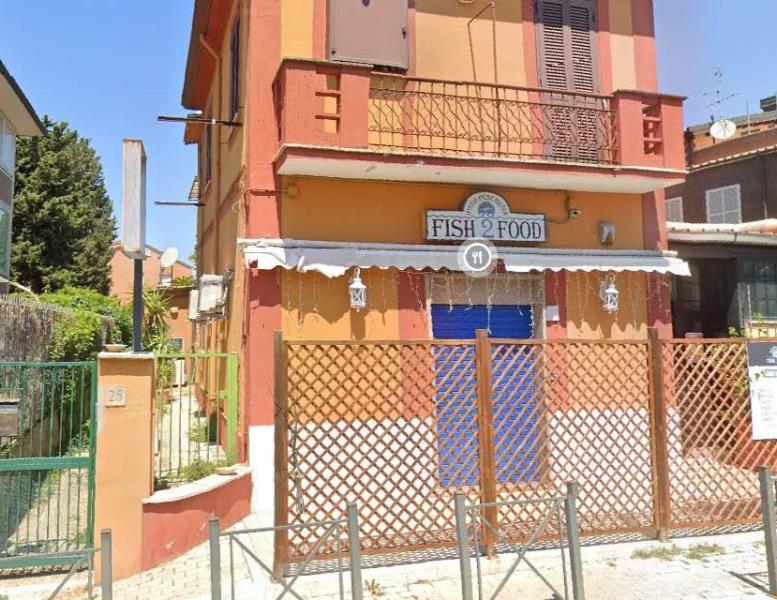 negozio in vendita a Roma in zona Appio Pignatelli