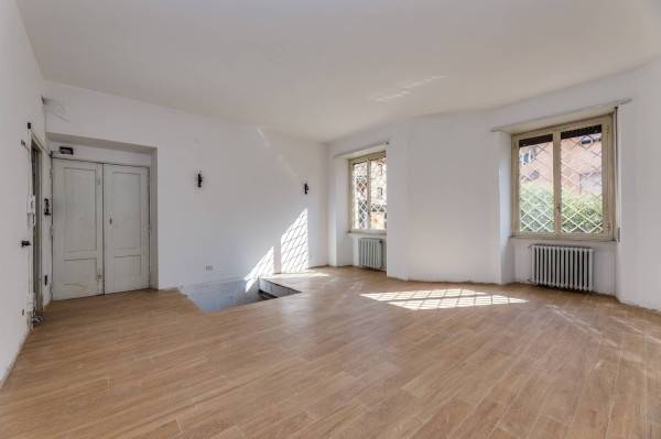 appartamento in vendita a Roma in zona Rione Prati