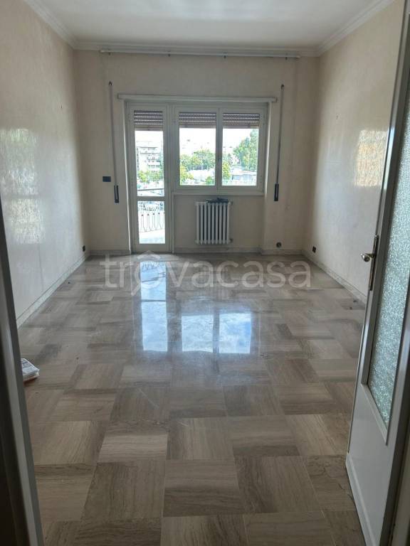 appartamento in vendita a Roma in zona Torre Maura