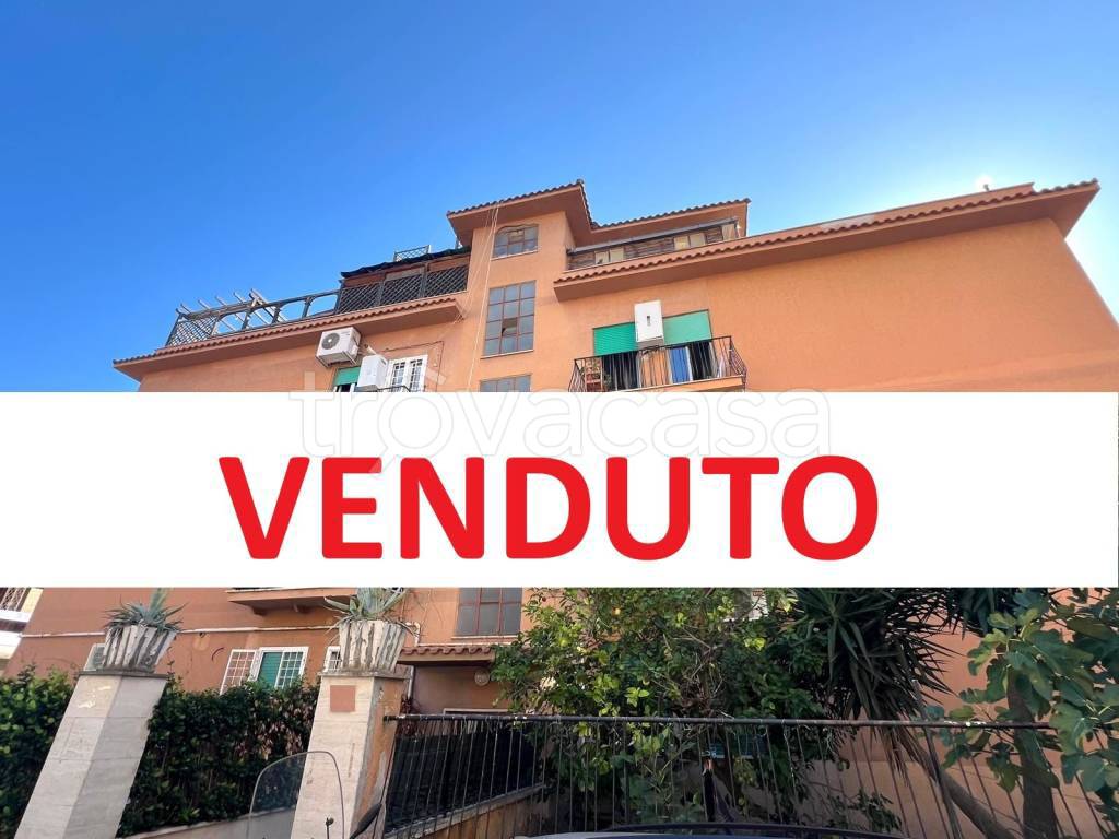 appartamento in vendita a Roma in zona Torrevecchia