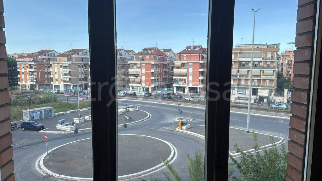 appartamento in vendita a Roma in zona Alessandrino