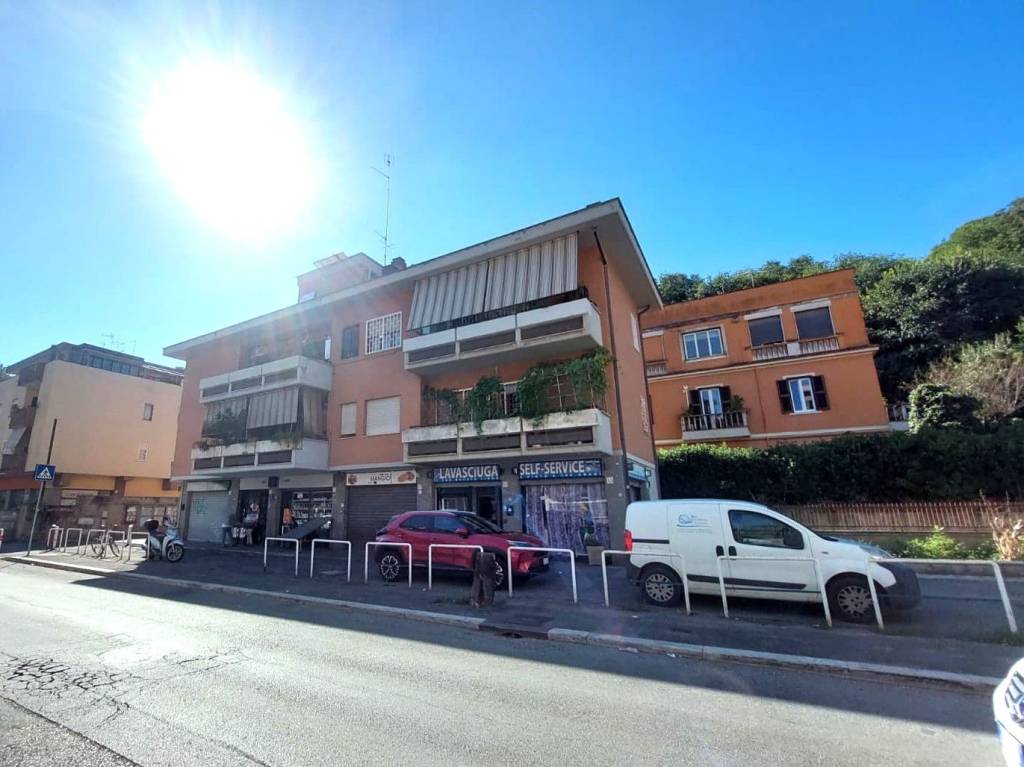 appartamento in vendita a Roma in zona Portuense