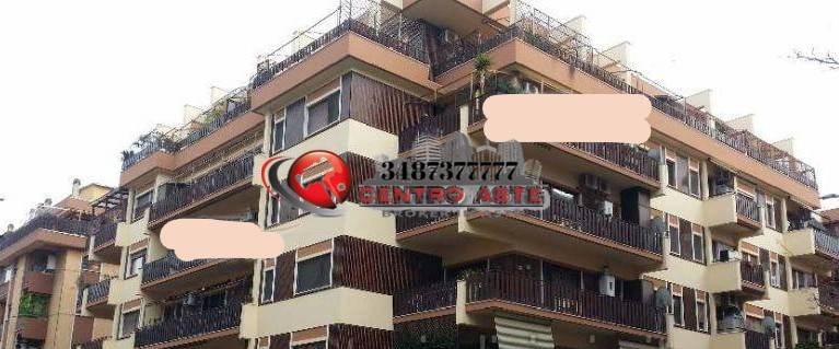 appartamento in vendita a Roma in zona Ostia