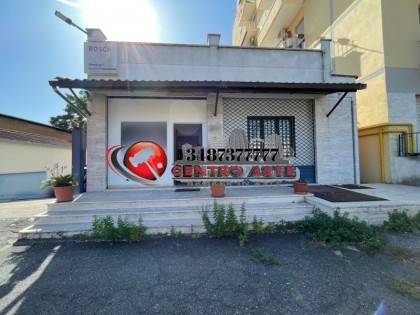 negozio in vendita a Roma in zona Collatino