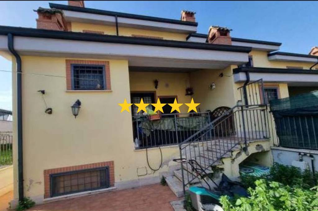 casa indipendente in vendita a Roma in zona Castelverde