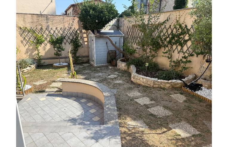 casa indipendente in vendita a Roma in zona Lido di Castel Fusano