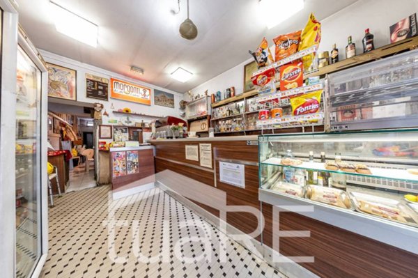 negozio in vendita a Roma in zona Trastevere