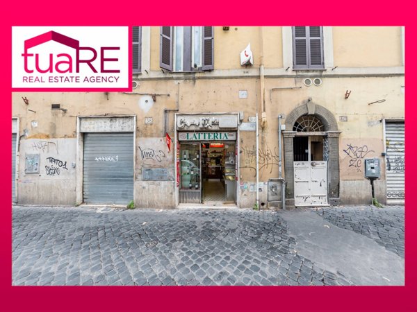 negozio in vendita a Roma in zona Trastevere