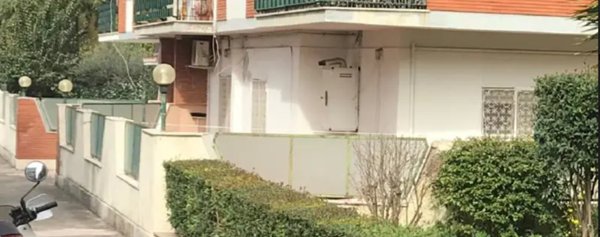 appartamento in vendita a Roma in zona Appio Claudio