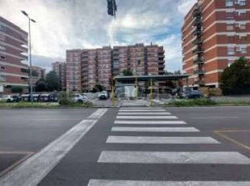 appartamento in vendita a Roma in zona Ardeatino