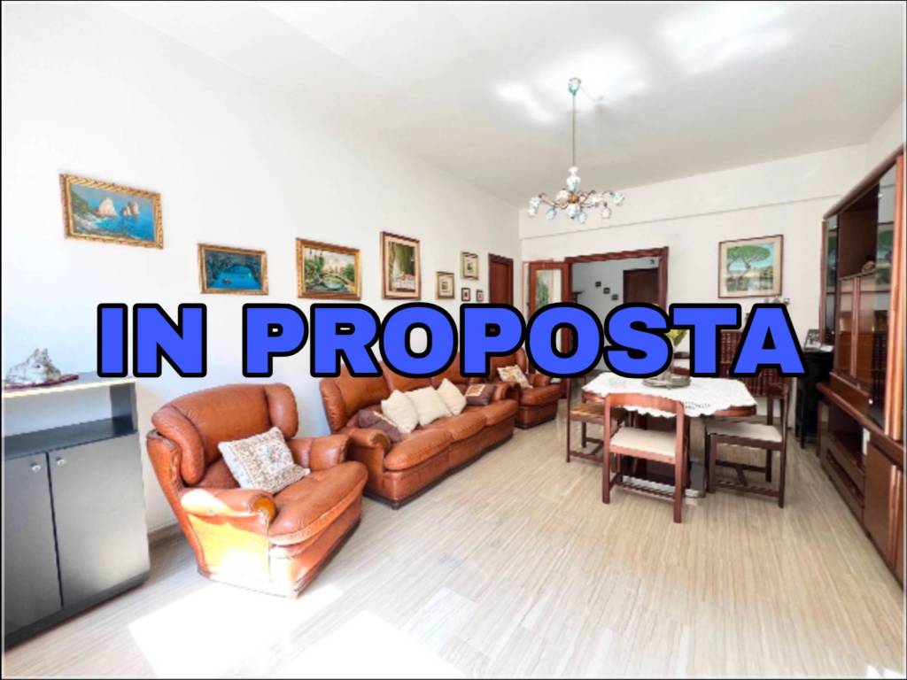 appartamento in vendita a Roma in zona Castel Fusano