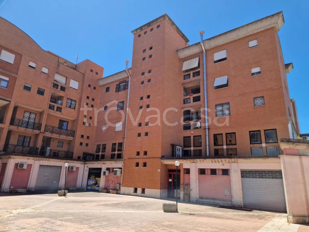 ufficio in vendita a Roma in zona Monte Sacro/Talenti