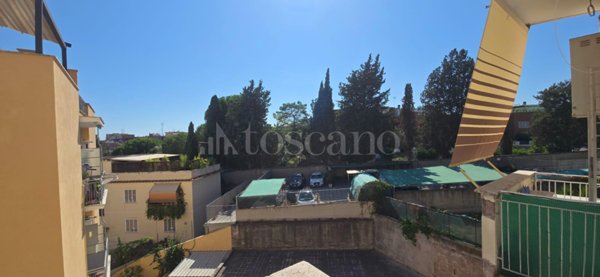 casa indipendente in vendita a Roma in zona Primavalle
