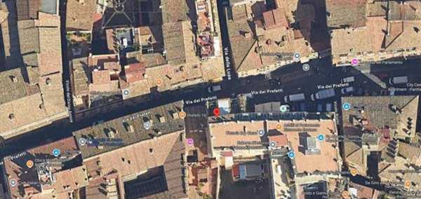 appartamento in vendita a Roma in zona Trevi-Colonna