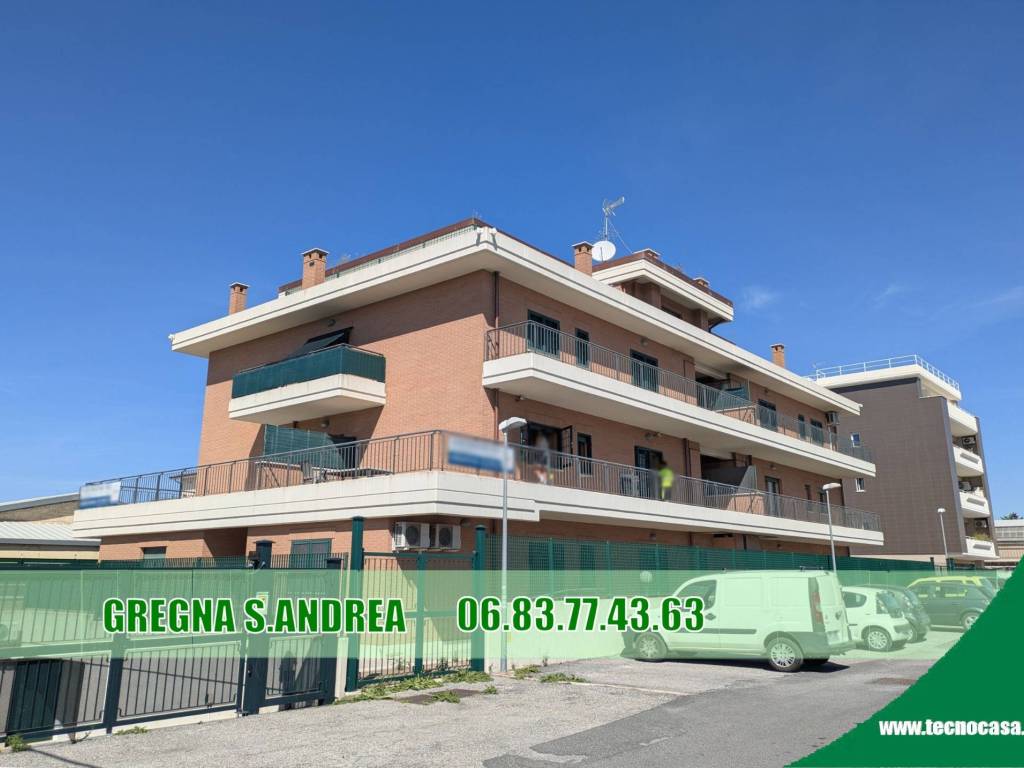 appartamento in vendita a Roma in zona Osteria del Curato