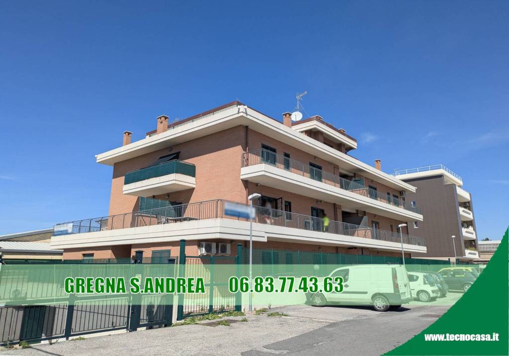 appartamento in vendita a Roma in zona Osteria del Curato