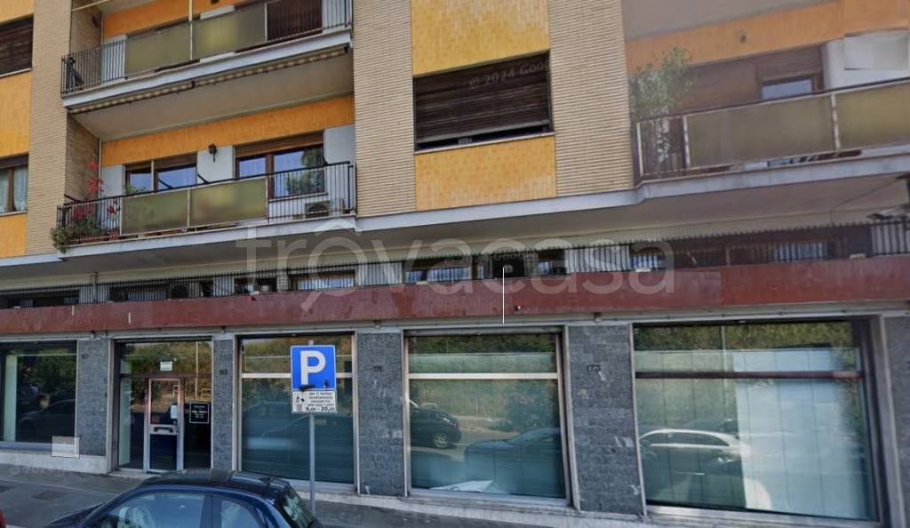 appartamento in vendita a Roma in zona Ardeatino