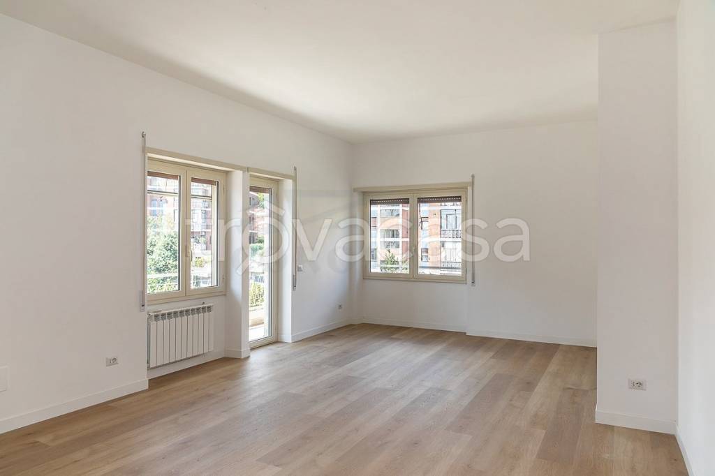 appartamento in vendita a Roma in zona Della Vittoria