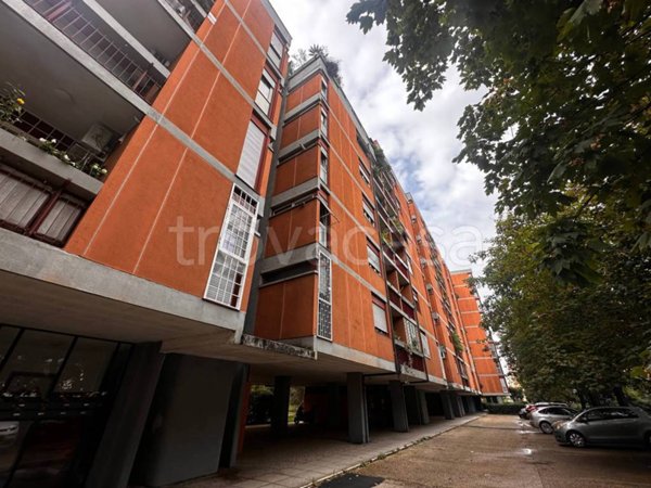 appartamento in vendita a Roma in zona Spinaceto
