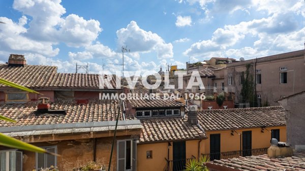 appartamento in vendita a Roma in zona Rione di Ponte