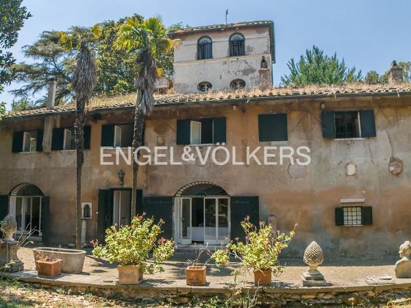 casa indipendente in vendita a Roma in zona Appio Pignatelli