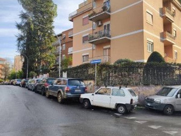 appartamento in vendita a Roma in zona Monte Sacro/Talenti